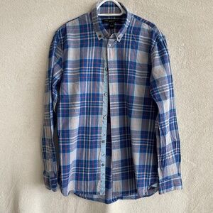 Marc By Marc Jacobs Classic Fit Men’s Casual Button-Down Shirt.